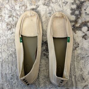 Sanuk Cream Women's Loafers